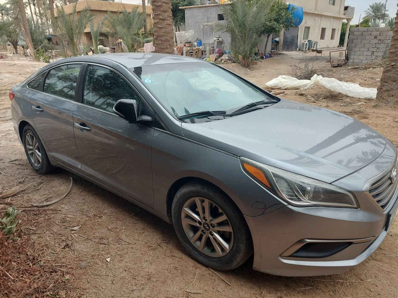 للبيع سوناتا امريكي موديل ٢٠١٦ ضررها قطعه واحده فقط وبارد موضح بكصة القماره موضح بالسونار والباقي كله كفاله عامه شرط الفحص السعر المطلوب ١٢٢ وبيها مجال بسيط مكان السياره الدوره  للستفسار ***********
