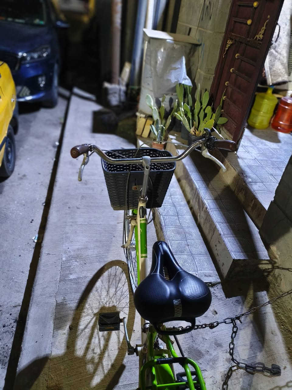 باسكل ياباني درجه اولئ حجم 26 

تاير خلفي جديد

تاير امامي جديد

بريك امامي وخلفي شغال 

الويل الأمامي أبو الطوبه الأصلي + داينمو شحن الضوء شغال 

فقط يحتاج ضوء 

الاستفسار الاتصال على رقم *********** 
واتساب موجود ورصيد
