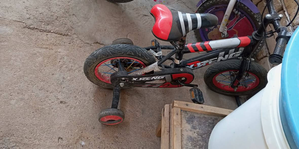 باسكلات لبيع عمر 6وعمر 8 الجبير 40وزغير 35


**إذا كنت صاحب هذا الإعلان وتريد حذفه لأي سبب، رجاءا أرسل رسالة إلى الدعم الفني**
