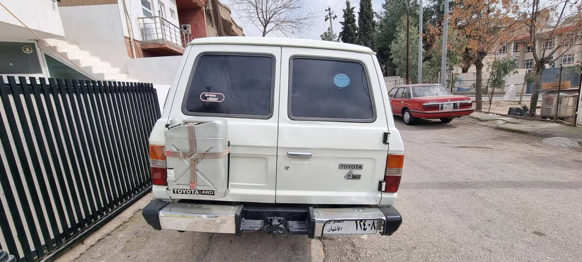 رۆژو تاعاتی هاموو لایە ک قبول بیت 
ماشاللە لاندکرۆز لۆک لۆک تاقانە هاموو عیراق ئارمی پلاستیکی سلیمانیە بیکە بە ناوی خۆتە وە ....... وەسفی چیبکە م کاک داعامی بۆداعامی بە شە رت بی دە عم بۆیاخ بۆ جوانی89 مۆدیلی بۆیاخ بکریتە وە کیشە نیە کاک تە برید سارد گە رمی زۆر مە زبوتە چکنیت پاوار مە کینە3f واتە6 کیڕە شە فتو دە شبل ماسی چوار چرا سەقف تختە کوشن گاعی سوکان کارابای لۆل  تایە لۆل ............ معامە لی هه وای ناکە م وە رە سە یری بکە .........لە سلیمانیە 
0772 2140280
*********** السليمانية, العراق
