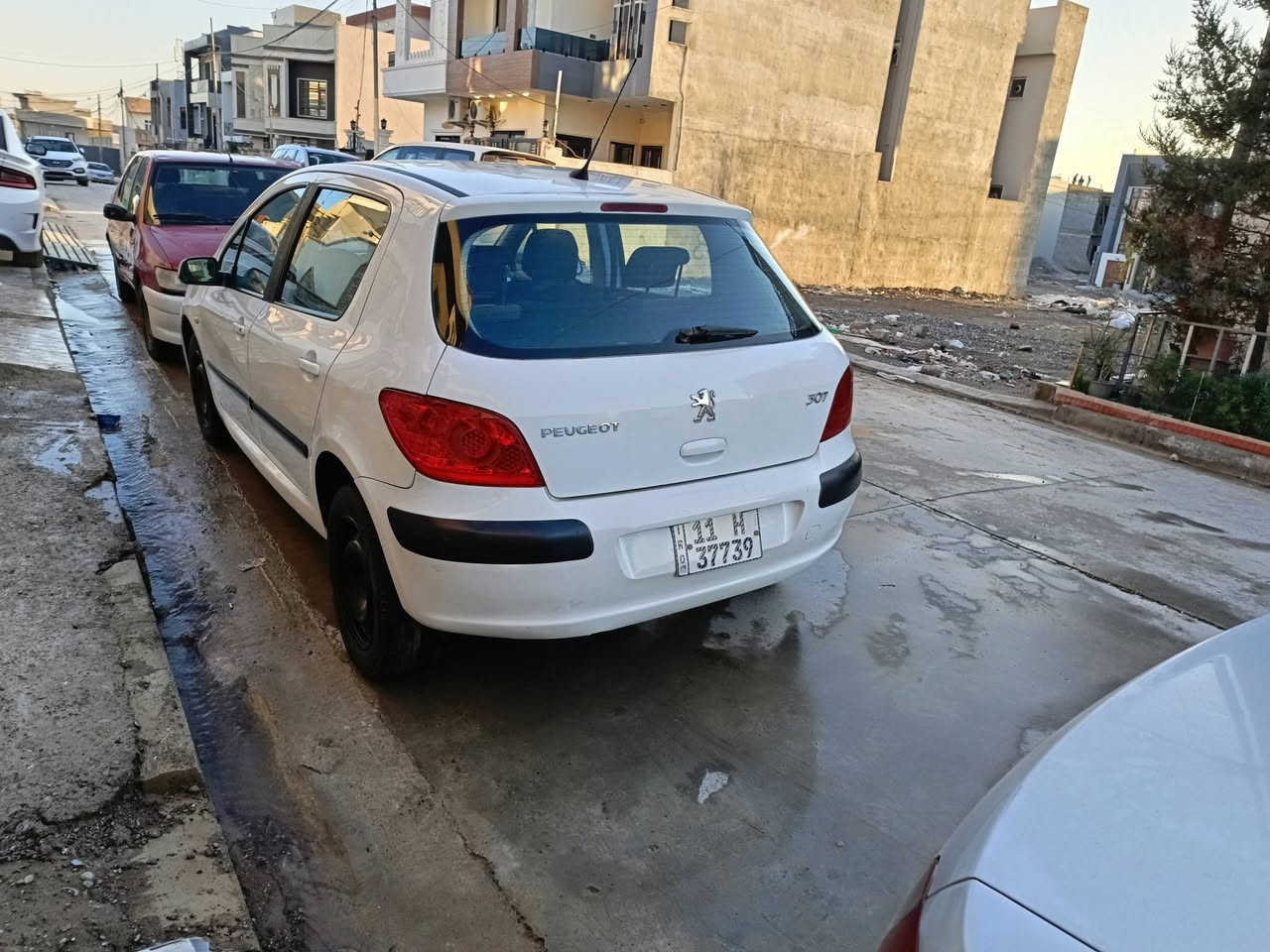 بيجو 307 2006 سيارة وضع شركة كلها علبلادي سنوية بأسمي هزة جديدة تحويل بنفس اليوم محرك وكير شرط تبريد وتدفئة شغال كهربائيات شغالة كلها السيارة بدون اي جطل واي كتوت اضافي بيها صبغ دوسة وداير السعر 66 مكاني موصل الأيسر ***********
