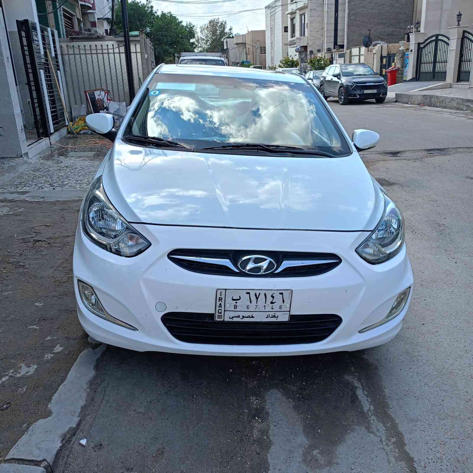 السلام عليكم للبيع اكسنت خليجي 2011 مكينه 1600 
سياره جاهزه بدون حادث بدون تبديل بيها ملاحظات بسيطه 
السعر /92
العنوان / بغداد - الصليخ 
الاتصال /***********
