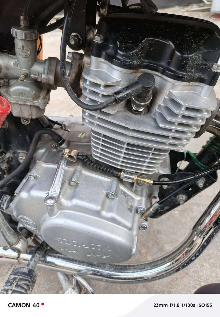 اعاده نشر بسبب الوعد الكاذبه السلام عليكم دراجه للبيع النوع سولنك باب اول وزن ثقيل الدراجه بعدها على وضع الشركه مناقصها برغي واحد شغل وامشي  الموديل 2023الدراجه مال بيت السعر 500وبيها مجال للطيبين رحمه لوالديك مو شراي اعبر المنشور لا تكسر بمال العالم شراي ادخل خاص او اتصل بل رقم ***********
