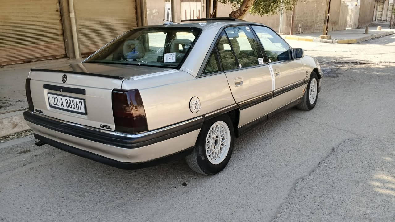 سياره اوميكه للبيع 1992
سياره كلاش نظيف مابيها اي عيب سنويه جديد رقم جديد
ورقه بنزين موجود اي نواقص ماعنده كيره محرك كله جديد بشرط مكينه بطه تاخم تايرات لايتات كله جديد طيرات نظيف ظربات مابيها كهربئيات كلاه شغال سلايت هم 2جام كهربائي   عربانه امام خالفي جديد بشرت تحويل_ عنوان كركوك _سعر 42 __***********
***********
