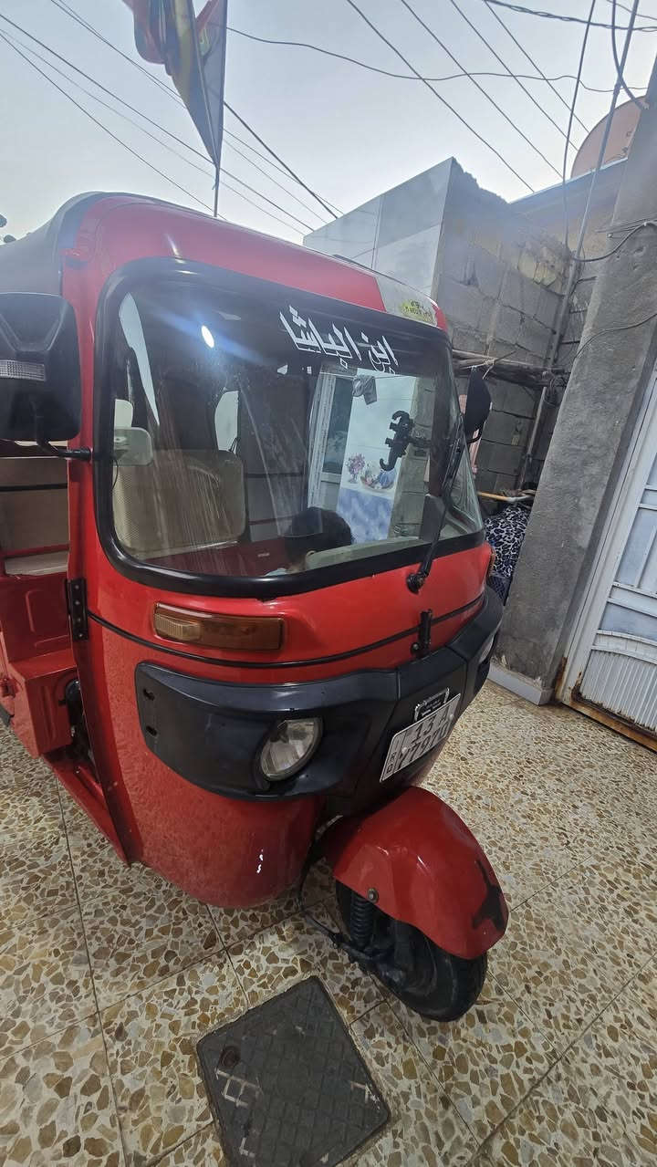 تكتك للبيع رقم وسنويه
22 الكشره بيه بارد والدوس معمر 
المكينه مكفوله ابيع كوم حديد 
مسجل 
لايت زنون 
دوشمه 
تاير جبلي 
مداور ثاني يوم 
***********
