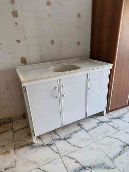 كاونتر الييع حيل جديد متر ونص سنك متر ونص سعر ٢٠٠وبيه مجال ***********
