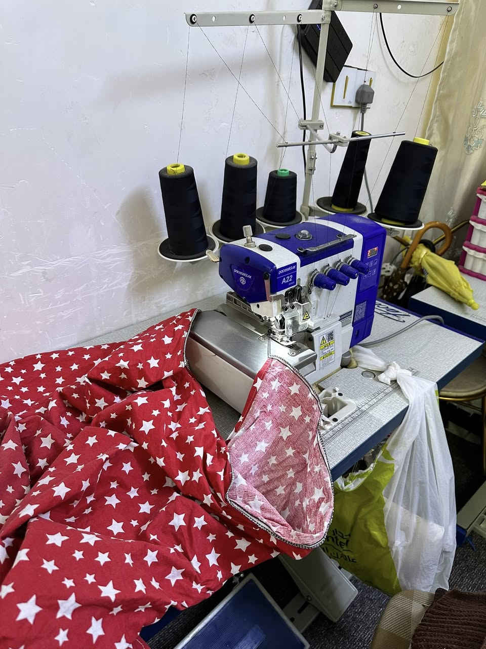 مكينه اوفر للبيع غير متواجد ع الفيس ***********
