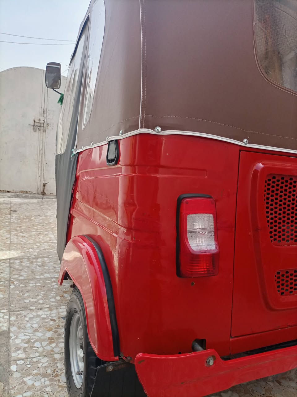 تكتك البيع
2022شهر 11
تكتك نضيفة 
يعني كبل لشارع 
العنوان سبع اقصور 
***********
