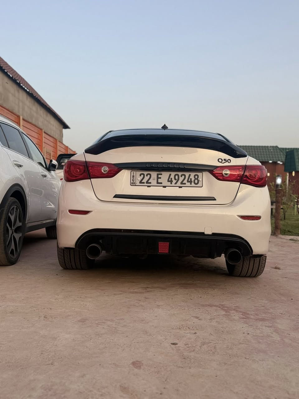 ‏Q50
‏‎موديل 2015 
تنفس طبيعي‎مكينه 3700 

فجوج ريمبو 
‏‎سيارة فول 

‏‎سلايد
‏‎شفتات ستيرين 
‏‎جلد
‏‎كراسي كهرباء 
‏‎سستم صوت 
‏‎لايتات زينون عالي وناصي 
‏‎عليها دعاميه مال ريد سبورت 2018 بدون صبغ مال تفصيخ 
‏‎دفيوز خلفي 
‏‎سبويلر كاربون فايبر اصلي ‏‎
‏‎مسويلها صيانه كامله 
‏‎من دهن كير ومكينه ودهن اكسل 
‏‎صدر كامل جديد حتى دبلات ودسكات جدد
‏‎وياله 19 وتايرات جدد انتاج 2025
‏‎بدون اي نقص 
***********‏‎
السعر 140 $‏‎
