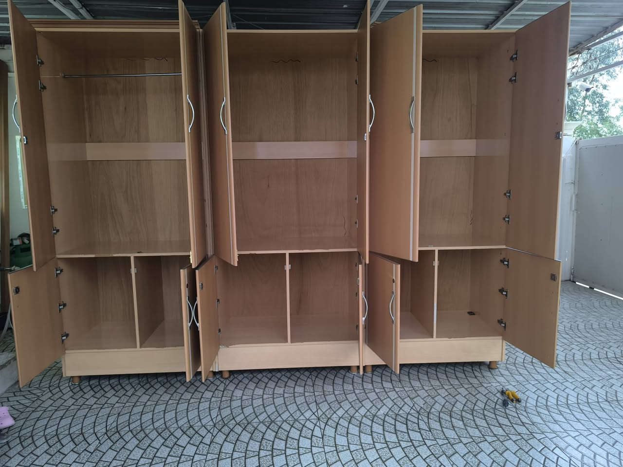 معرەزە دەست کرد
#3متری_رێک_پانە 
#240بەرزە 
  ماڵی دۆست شوختی پێوە نیە بەشەرت وەک وێنەکە نەبو نەتەوێ سەیر کردنی ناوی باریکەو بیبە
شوین.... کەلار هەرچیشت هەیە بۆم بنێرە بۆت دەفرۆشم لە هەر شارێک بێت 
📞 پەیوەندیمان پێوە بکەن ئێستا!
📲 ***********
📱 Viber & WhatsApp ئامادەیە
