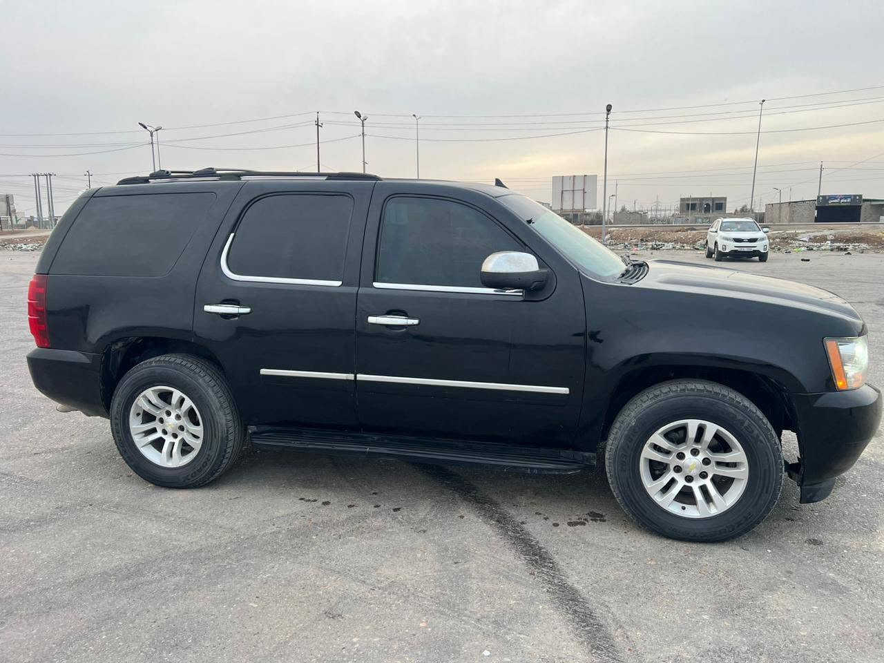السلام عليكم 

تاهو 2007 LTZ

السعر 143 وبيها مجال 
***********

فول مواصفات واحد على واحد سياحيه 
كير مكينه مكفولات السياره مصبوغه عام سبب شخوط 
تبريد ثلج 
باتري جديد 
فتحه 
كشنات كهرباء
تحكم استيرن 
تحكم مري 
جلد
واكو هواي مواصفات بعد معروفه مواصفاتها 
رقم بغداد باسمي
تحويل ثاني يوم 

مكاني واسط مركز المحافضه 

*********** دهل اوران, واسط
