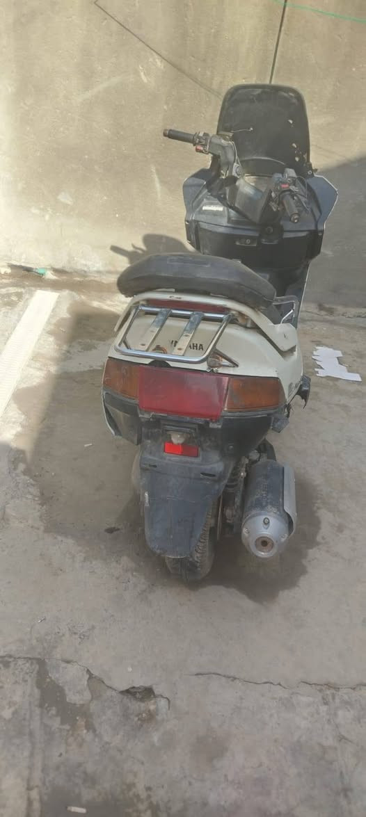 السلام عليكم منو رخص الادمن  للبيع السعر 250 يرادله ترتيب بالكهربائيات وگلج خلفي الدراجه شغاله 
*********** مكاني الصويره
