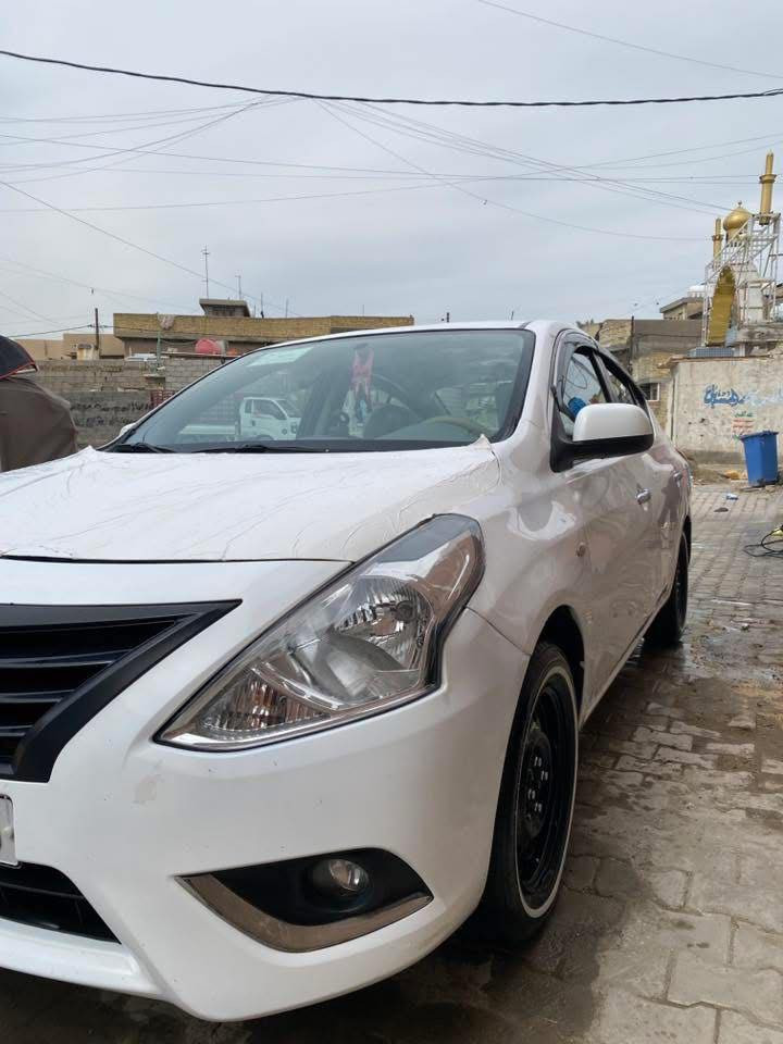 السلام عليكم سياره نيسان سني 2022 بيها ضربه بجاملغ ودعاميه خلفيه مبدله تدفائة وتبريد ومكينه جديده سياره جديده وبسكنه بغداد تحويل نفس اليوم السعر 107 وبيها مجال بسيط. العنوان الكماليه المعوقين  والستفسار  ؏ هذا رقم ***********
