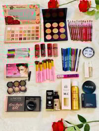 عرض مكياج • بجودة عالية • توصيل لجميع المحافظات