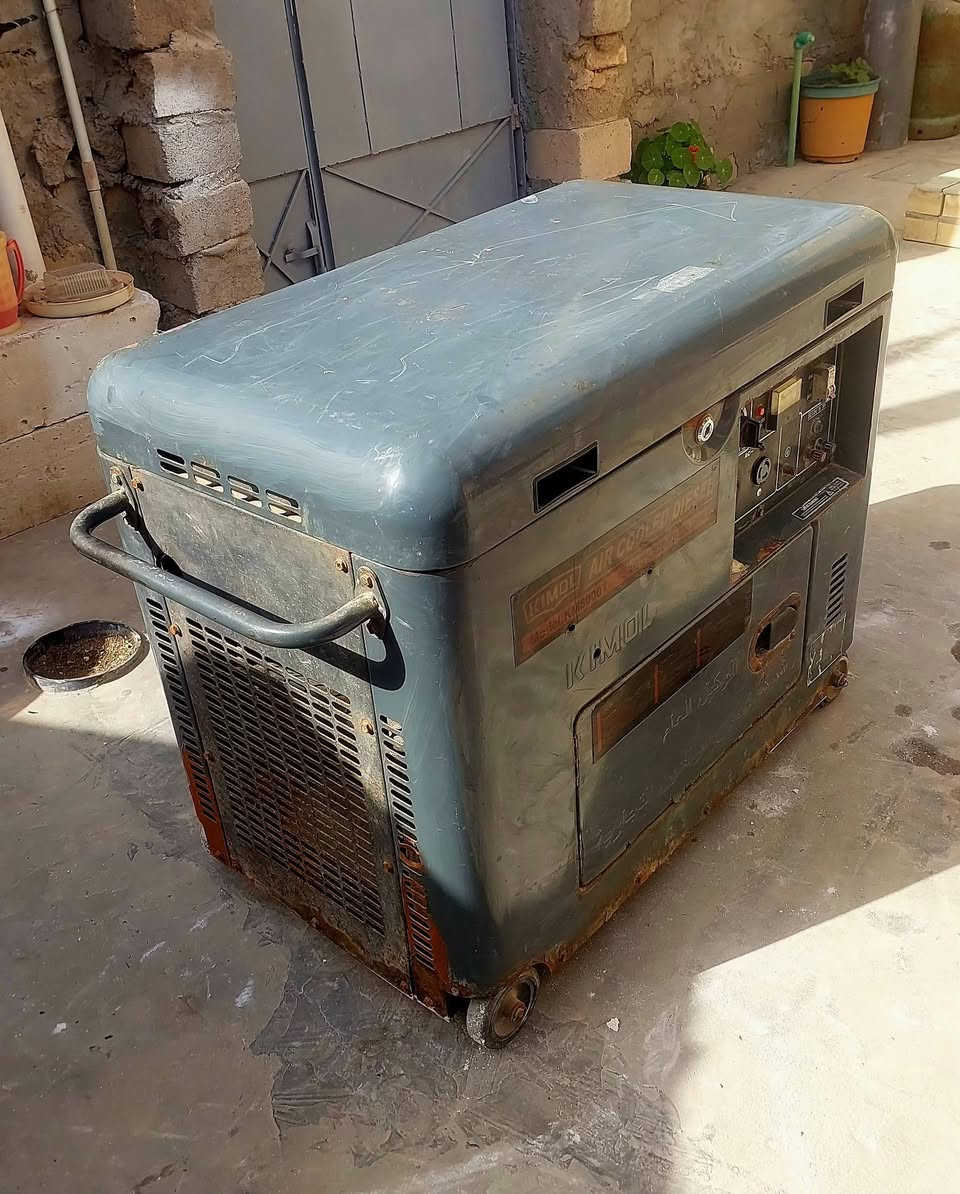 السلام عليكم
مولد كاز  32 امبير كاتم   نضيفة وشرط الفحص 
العنوان الهوير 
للشراي والمهتم التواصل والتفاصيل والسعر على الخاص


**إذا كنت صاحب هذا الإعلان وتريد حذفه لأي سبب، رجاءا أرسل رسالة إلى الدعم الفني**