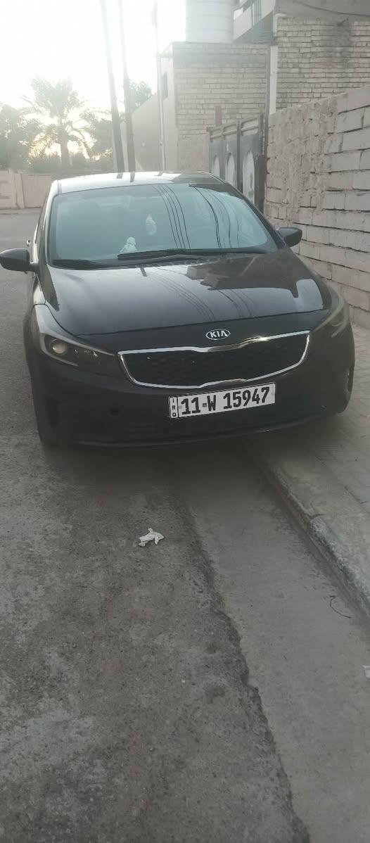 السلام عليكم سياره فورتي امريكي موديل 17السياره حلو رقم بغداد مشروع وطني كير مكينه 2000 دوش السعر103وبيه مجال بصيط حك الجيه والشراي يتصل *********** عنواني نجف
