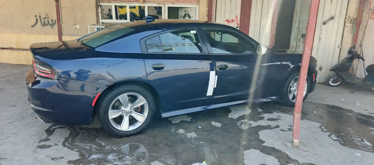 السلام عليكم جارجر 2015 SXT رقم كربلاء حادثها موضح بالمنشور بدون ايرباك جاملغ وباب نفسهن مصلحات  ومصبوغات مراوس بدورنكو  اوبيع السعر 165 وبيها مجال قليل للاتصال *********** مكان السيارة السماوه
