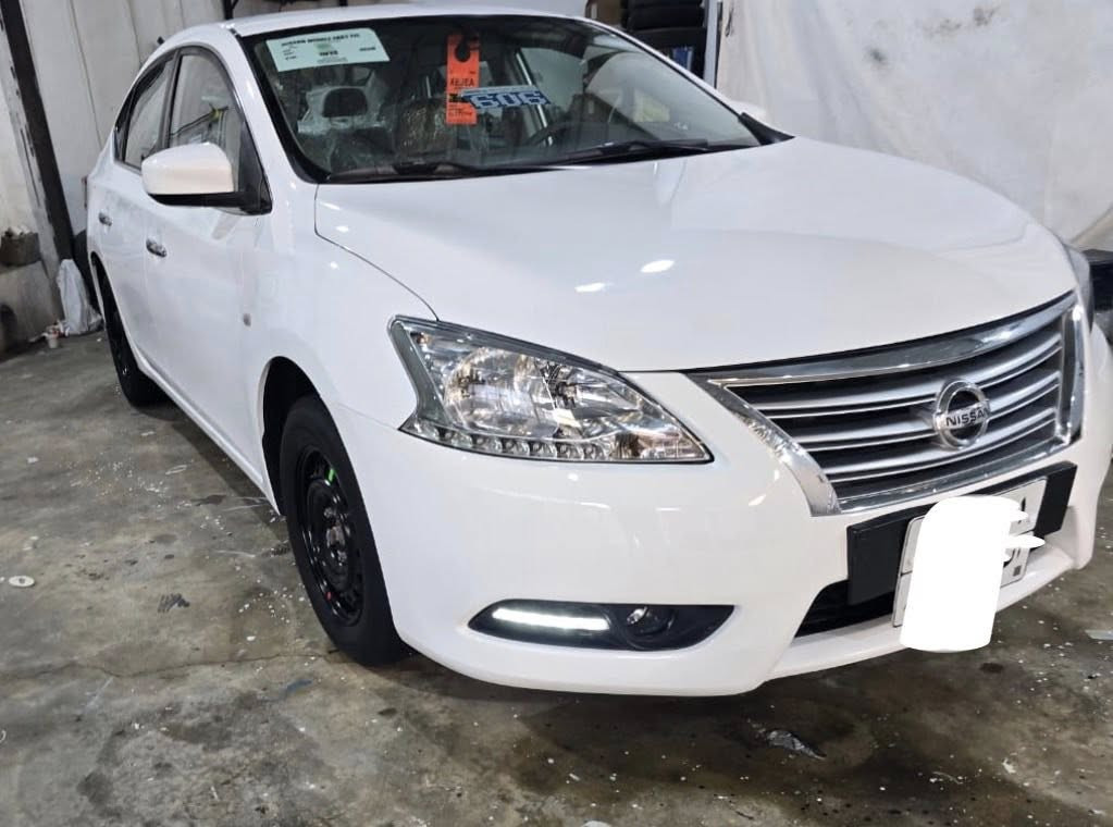 سنترا موديل ٢٠١٤ خليجي ابيض ثلجي مواصفات بصمة زينون امامي تحكم سيارة بيها باب ورا سايق صبغ بدون دواخل شرط سعرها ١٠٥ بي مجال بسيط عنواني كركوك 
***********
