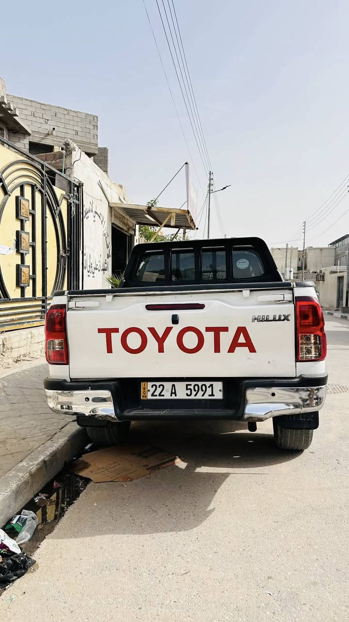 السلام عليكم ورحمه الله وبركاته
تيوتا هايلوكس فلاونزا   
بيها مدكر اما مي مصبوغ فقط بدون ضرر ولا معجون 
وبيه مكان بارد يم الدعاميه الخلفيه  +الباب الخلفي 
رقم جديد اربيل هزه جديده سنويه جديده موديل 2018 اوتماتيك حداده جديده توني مسويها 
محركها كاز بيها تبخير كلش كلش قليل من القبق مال الدهن بدون تنقيص ولا دخان ابيض كل الگاز هالشكل لكن انا اذكرها كل شي مذكور لئن بيع مستعجل واريد ابيع
السياره جاهزه وجديده السعر 210 وبيها مجال كلش بسيط 
السونار مرفق مع الصور 
 
عنوان السياره البصره الزبير 
***********
