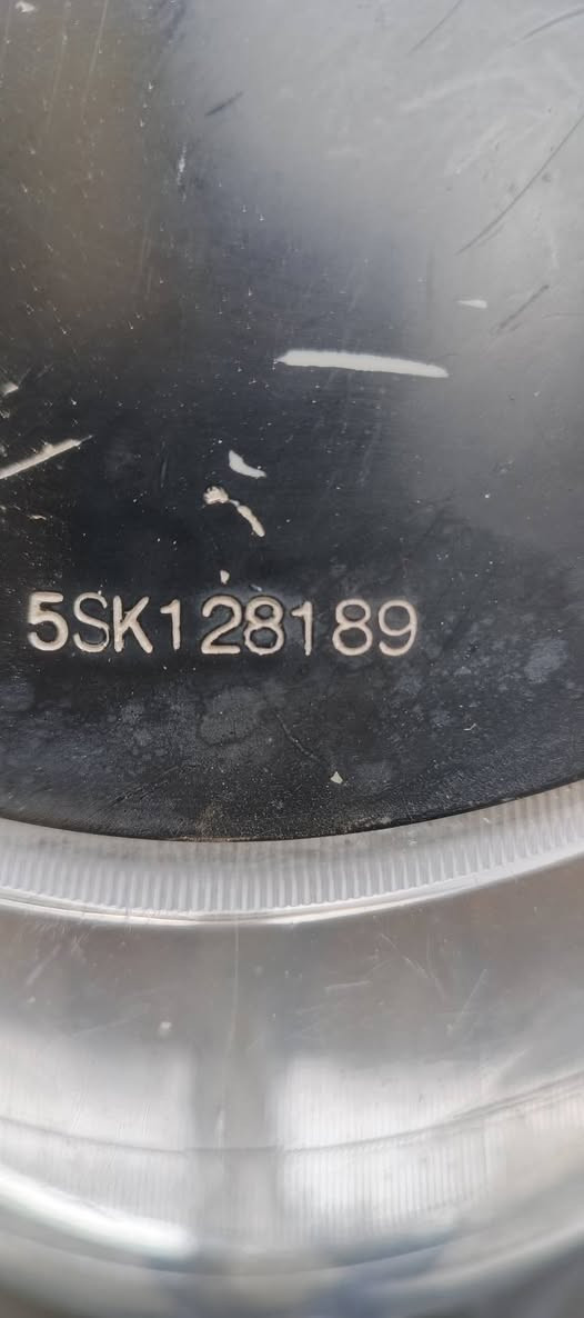 سلام عليكم دراجه ماكس عدله صالها شهرين من منزلها مامفتوحه بلاديه  من طول لطول مكينه ناعمه وتخبل كفرات ختم واحد ويا مكينه دراجه مامغسوله مستعجل ع بيعتها (خاص مفتوحه) ***********
