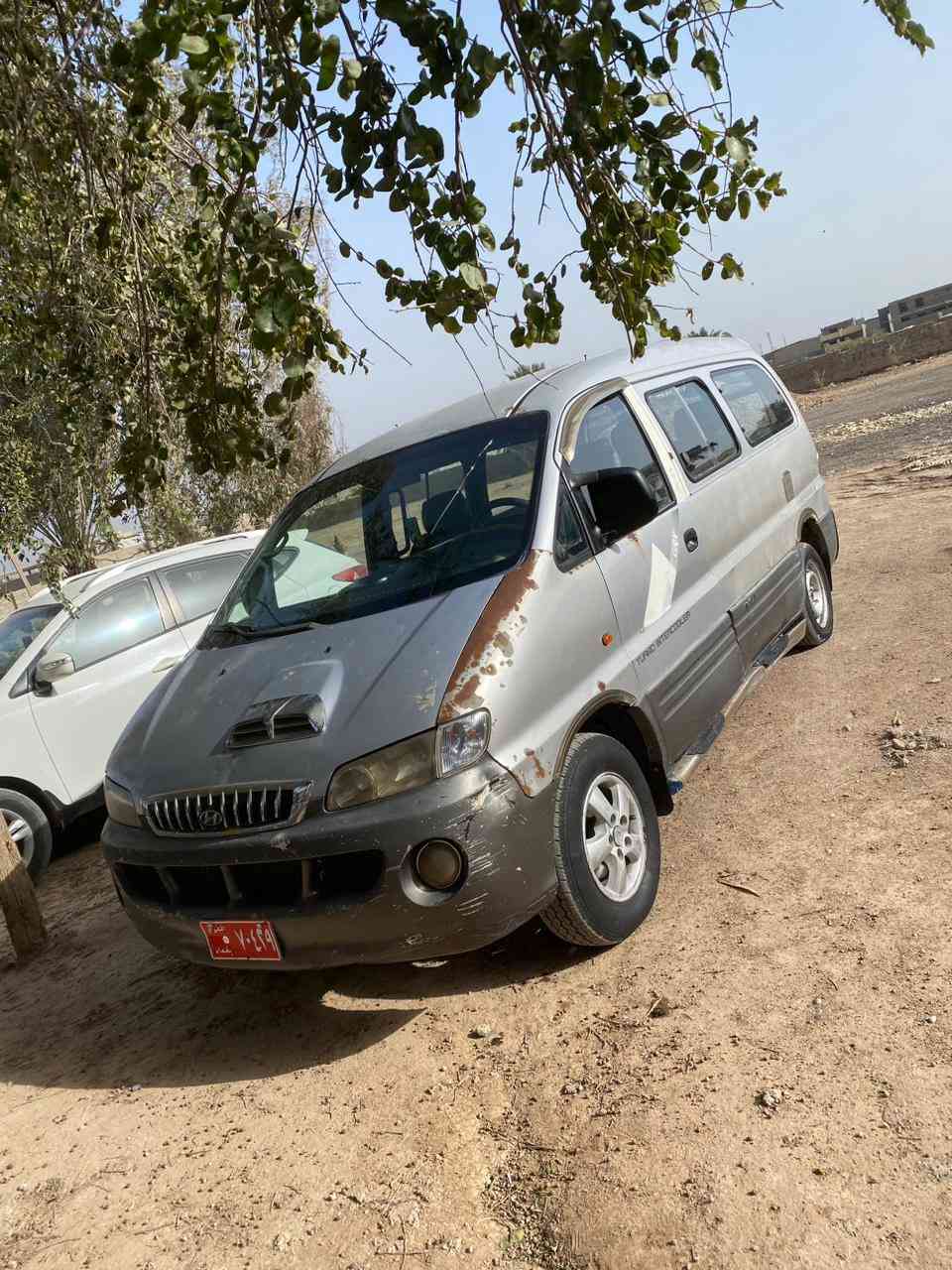 السلام عليكم من رخصة الادمن ستاركس موديل 2004 رقم صدامي مفتوح السيارة السعر المطلوب 43& بيه مجال العنوان بغداد الزعفرانية ***********
