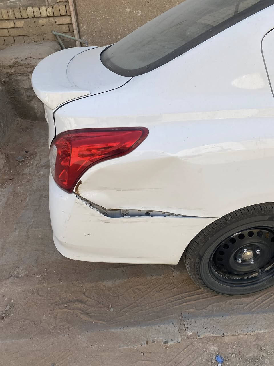 نيسان صني هندي 2024 شباج نحله رقم اربيل باسم شركة ماشيه 12 الف مكفولة عدا طخة بالجاملغ الأيمن موضح بالصورة سيارة جديدة مكاني النجف الاشرف السعر 118 قفل !!!!  
***********
