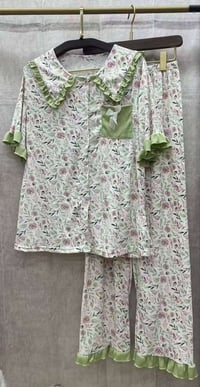 ملابس • تيليجرام • حجز