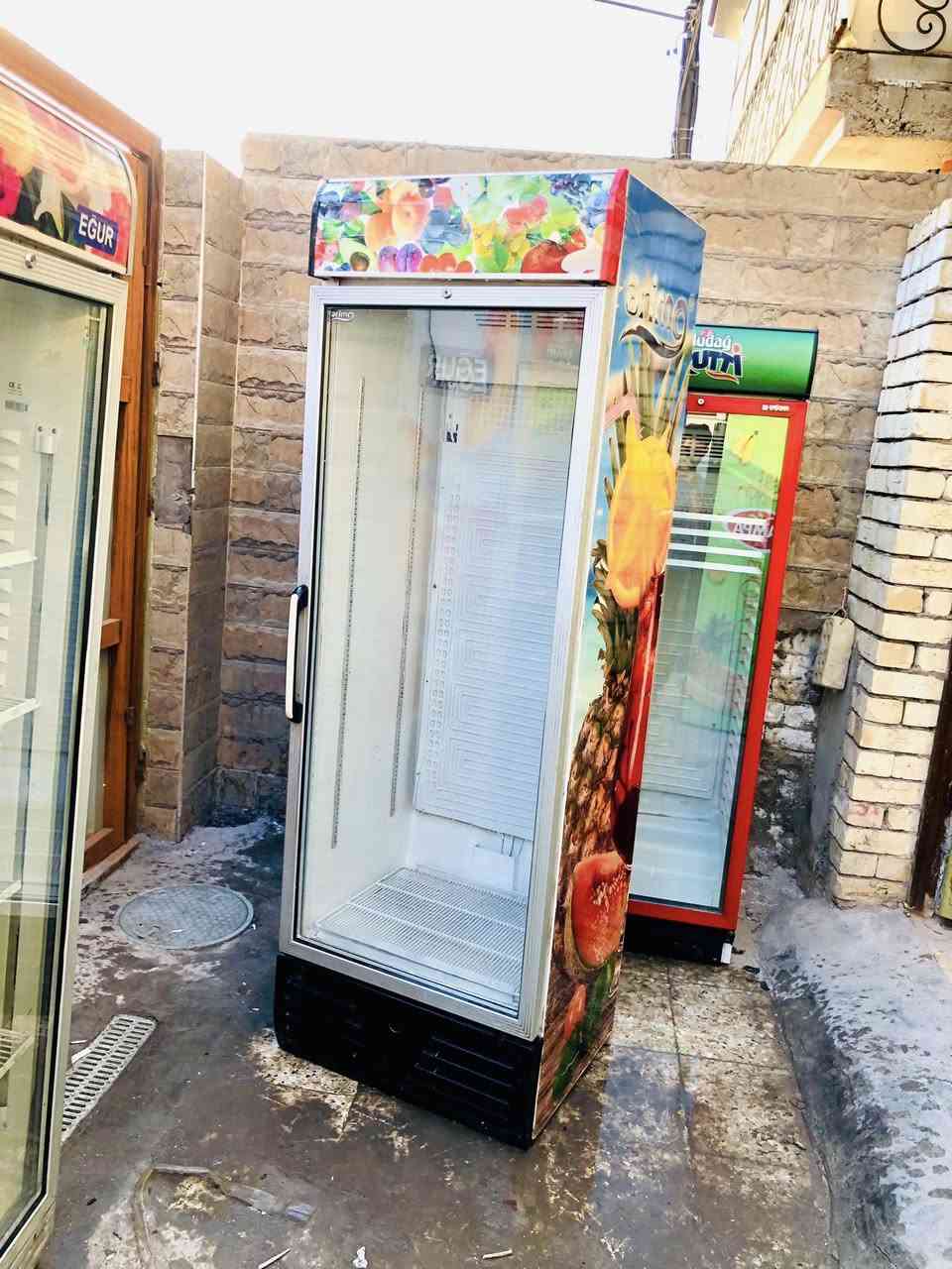 عارضات ايكور تركي الاصلي تبريد  فول بشرط الضمان شراي يتصل *********** مكاني بغداد وتوصيل موجود
