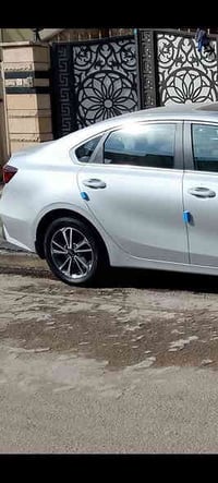 سيراتو موديل 2024 محرك 1600 رقم بغداد ماشيه 13 الف بأسمي لون سلفر الرص...