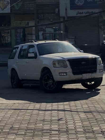 فورد اكسبلور للبيع مديل 2010 محرك كير حدادية كله جديد محرك6 سلندر كامل موصفات فتحه قطعتين تبريد تدفئه كشنات كشنات كهربائيه تحكم استيرن كامره  شاشه كار بلي مكان سيارة بغداد الشالجيه سعر 100 وبيه مجال للشراي متواجد فقط عل رقم 
***********
