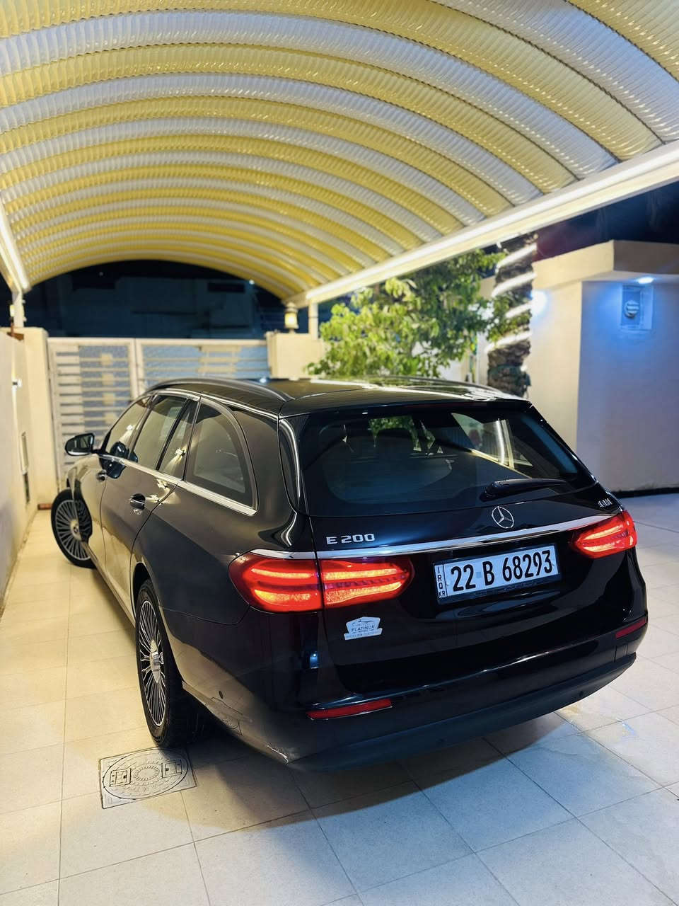 Mercedes-Benz E200 2018

-------------------------------------
#السعر :177$ وبيه مجال بسيط
‏
#رقم الهاتف : *********** 

#رقم السيارة : اربيل 

#مكان السيارة : واسط/العزيزية 
------------------------------------
سلام عليكم 
للبيع او المراوس مرسيدس W213 موديل 2018 حجم E200  رقم اربيل سيارة خليجية كفاله عامة بدون صبغ محرك وكير بلادي السيارة جاهزة من كلشي     
تفاصيل سيارة 👇🏼👇🏼
1_ بصمة⁩ 
2_محرك +كير 9نمر  مكفولات ⁦⚔️⁩
3_تبريد قطعتين ❄️⁩
4_كروز سرعة🔒 
5_ رادار امامي  ⁦⚔️⁩
6_مراية داخلية+جانبة عاكسة ⁦🔍
7_تحكمات ستيرن لمس  ⁦⚔️⁩
8_ شاشة صغيرة  ⚔️
9_حساسات 360 درجة 
10_تجاوي خلفية كهرباء ⁦⚔️⁩
11_كشنات كهرباء ✨⁩
12_ لدات الداخلية⚔️⁩
13 انارة ترحيب💡 ⁩
14_شاشة اعطال💬
15_داخل جلد   ⁦⚔️⁩
16_ جام اخضر  
17_سستم ايرباك⁦⚔️⁩ 
18_ويل 18 مايباخ +تخم تاير جديد⁦⚔️⁩
19_اشاير بلمري⁦💡
20_صدر امامي خلفي جديد ⁦🛠️⁩
21_حساس مطر💦
22_هزة وفحص جدد   
23_لايت زنون عالي ناصي 
24_انظمة قيادة (ايكو -سبورت -سبورت بلاس-اندفجول)
25_شفتات ستيرن 
26_نظام تعليق خلفي جوبلس
27_جنطة كهربائية 
 
-------------------------------------
