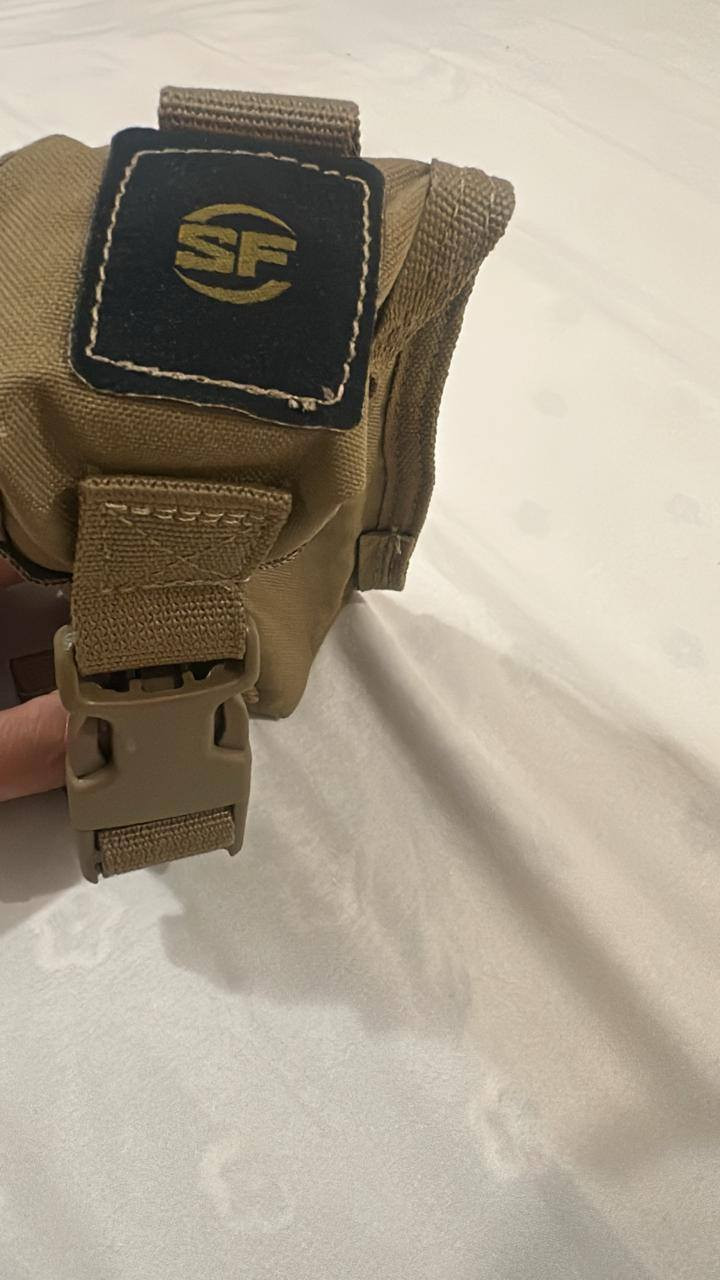 جنطه لايت شوفاير عسلي وحافظه لايت شوفاير


**إذا كنت صاحب هذا الإعلان وتريد حذفه لأي سبب، رجاءا أرسل رسالة إلى الدعم الفني**