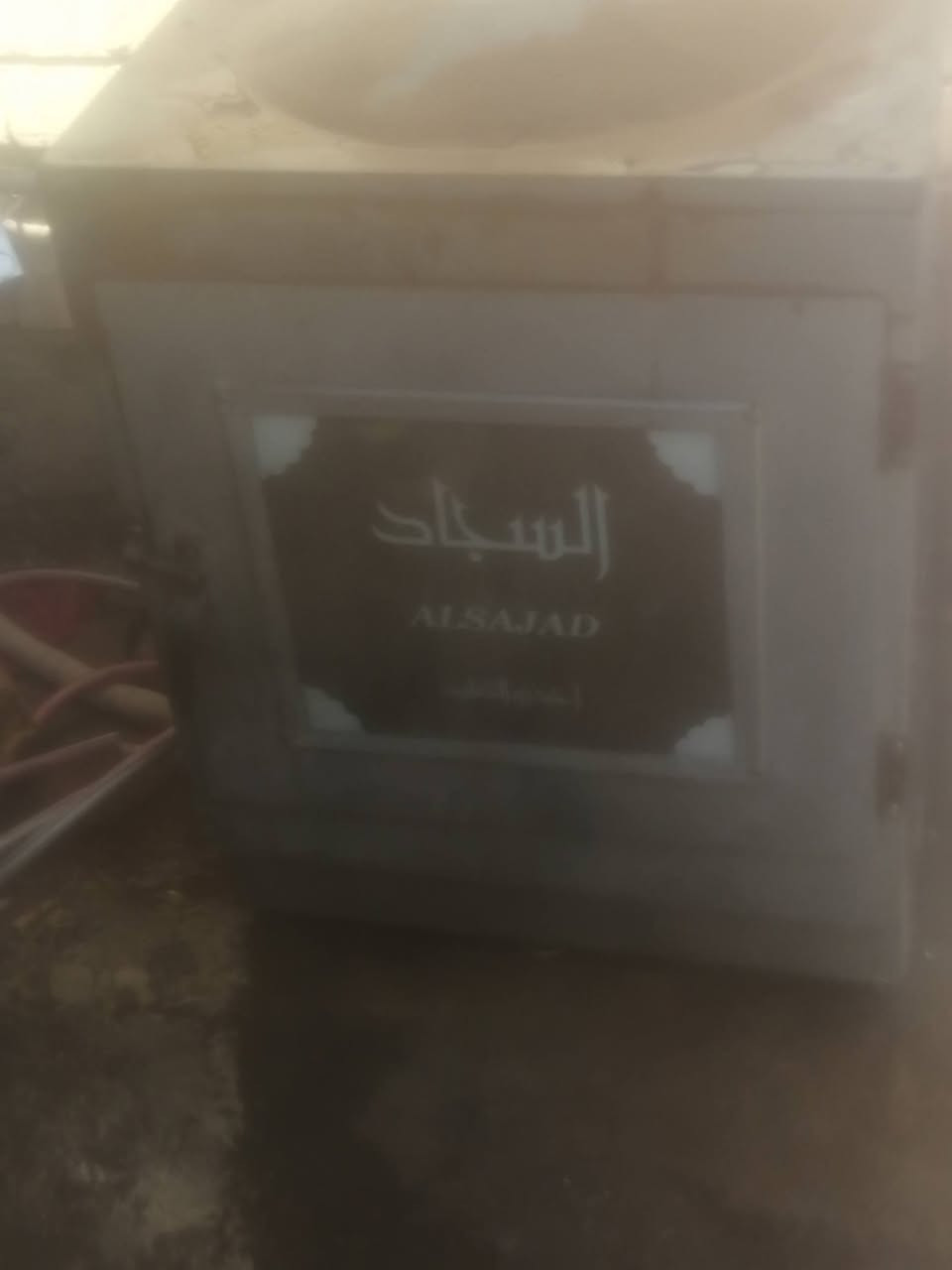 السلام عليكم ورحمة الله وبركاتة. للبيع ثلاجه ١٢ قدم شغاله بيها خياس من جوه مأثر بالباب لاكن شغاله. مجمده.. تانكي ماء ٥٠٠ لتر جديد ابد ما مستخدم.. كشر مبرده نضيف.. فرن غازي.. السجاد العنوان الفلوجه. البو جويله مقابل دور واطئة الكلفه.. ***********
