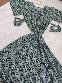 دشداشة نسائي • فري سايز • خامة كريشة