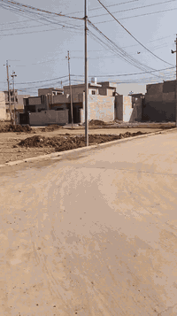 السلام عليكم أرض للبيع تقطيع ابو فهد المساحه 70 متر خدمات فول تبليط ماء كهرب أرض زراعيه بيها وصل بلديه للاستفسار اتصل على الرقم
 ***********
***********
