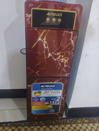 براد • نضيف وجديد • يحتاج ماتور