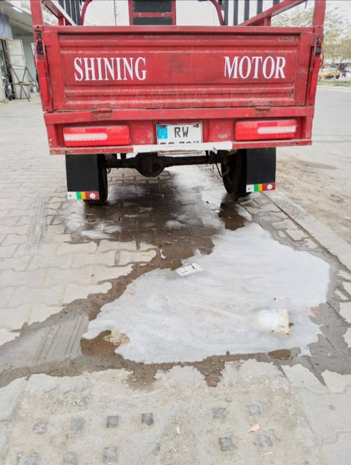 السلام عليكم ستوته للبيع كربلاء سريع حي المعلمين ***********
