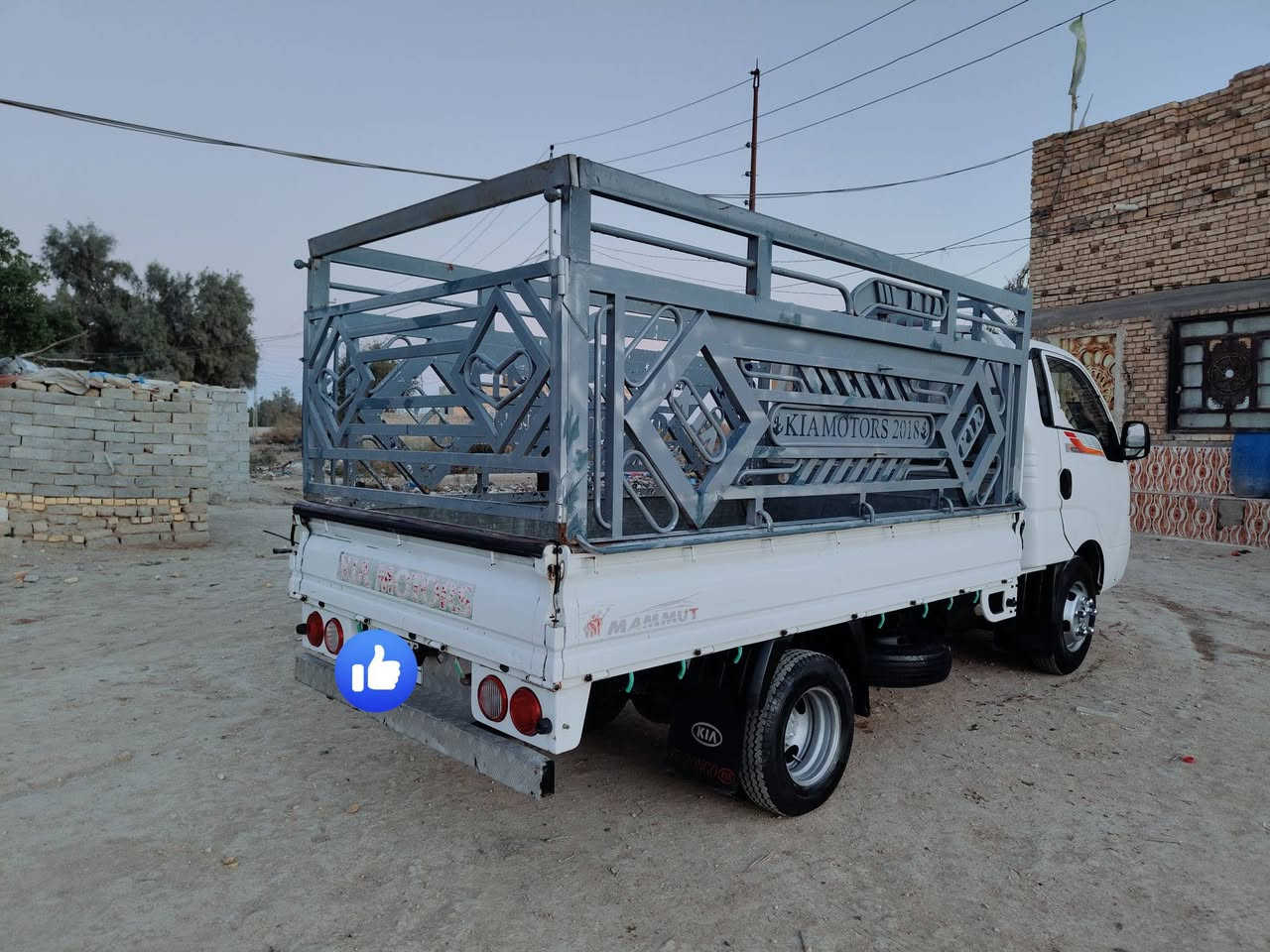 يا الله سلام عليكم اخوان عندي كيا فحل موديل 2018
سيارة جاهزة من كلشي شرط اخت 23 نضافته كفاله عامه 
من الضربة والتبديل والخياس والفتح والصبق بلاد شرط
فحص مكينة وكير واكسن وتبريد كفاله تخم تايرات 
جديد حداديه جديده محور 14 تاير خلفي سعر 135 ورقه 
غرفة جديده وحلوه رقم ذي قار تحويل مباشر سنويه مجدده 
لل2029 مشروع وطني المكان الناصريه أكثر استفسار تصل 
*********** مكلف بلنشر مكلف بلنشر 
***********
