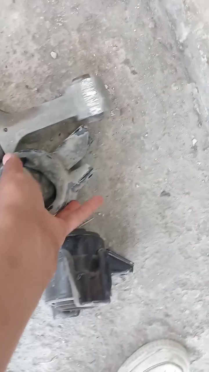 السلام عليكم
اي شخص عنده شك يبدل گير لا يتسرع
اذا كانت عندك طبة قوية بالتنمير او بالتحريك.

1- فحص الاذاين.
2- فحص الدرايم شفت.
3- برمجة الجويتر.

لا تتسرع وتبدل گير. افحص اول شي مرات الرون عالي فتصير طبة قوية بالتحريك.

اسامة العگيلي
***********

الطابية قرب فلكة 83 

تبديل محرك - گير 👨🏻‍🔧
تجفيت الگير - المحرك 👨🏻‍🔧
فحص وبرمجة وتحديد الاعطال بـ احدث الاجهزة 👨🏻‍💻
صيانة و ادامة المحرك - الگير 👨🏻‍🔧
حدادة صدر عامة 🚗
صيانة الهايبرد 🌱
