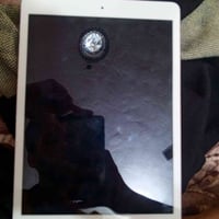 آيباد 8 • ٣٢ جيجا • شحنه قوي