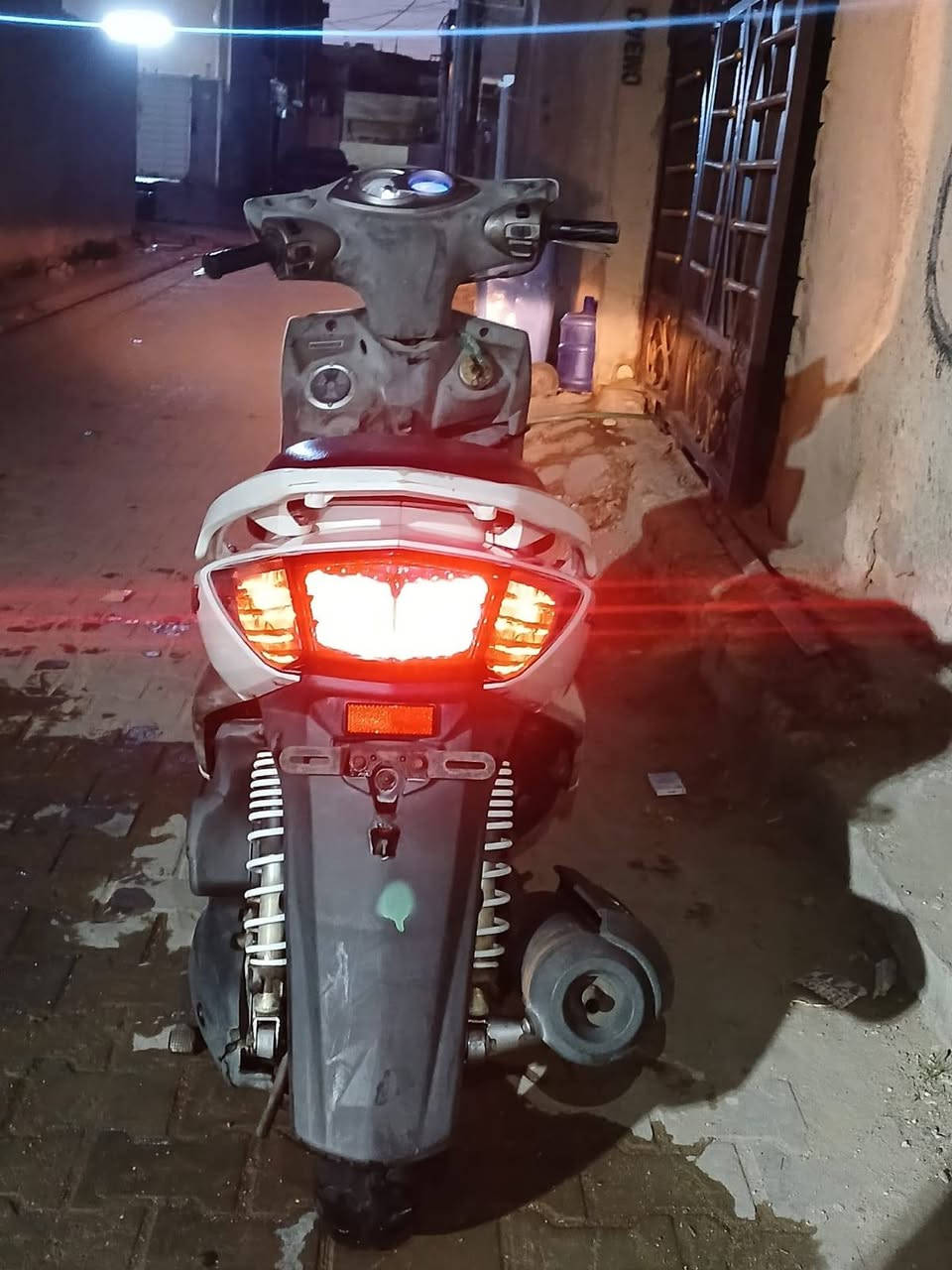 سلام عليكم درجه سكنس فحل مكفوله من محرك من كشر كهربائية كامله بيه بس ال جاملغ مكسور شويه سعر 950 مكاني بغداد الدورة ***********بي واتساب
