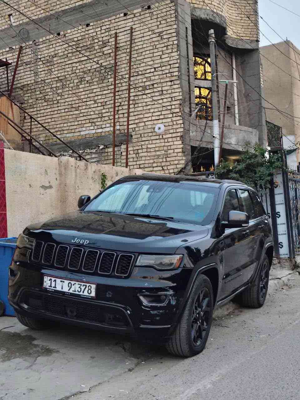 سلام عليكم 
جيب لمتدد 2021 فول مواصفات 
ماشيه 85 كيلو  
بنوراما 
تدفئه تبريد كشناات 
كشن خزن 
ستيرن كهرباء + تدفئه 
اوتو بارك 
جنطه كهرباء 
تشغيل عن بعد 
مكينه 3600 
حساسات امامي خلفي

بعد مواصفات لمتدد معروفه  

صبغ 4 قطع بدون دواخل لاشاصي ولا لغد
مكينه كير صدر مكفول 

مكاني بغداد سيدية

السعر 235 $$ 
*********** بغداد, العراق
