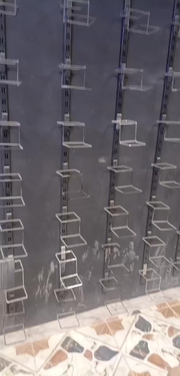 السلام عليكم 
يتوفر ستاندات احذية عدد ٢٦٠ او اكثر 
وحاملة احذية ومسيم 
سعر ٥٥٠


**إذا كنت صاحب هذا الإعلان وتريد حذفه لأي سبب، رجاءا أرسل رسالة إلى الدعم الفني**