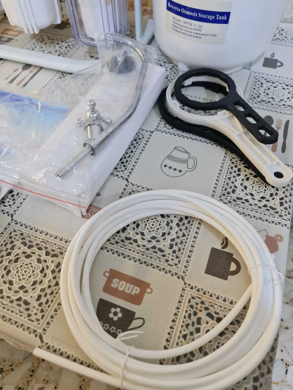 السلام عليكم
منظومة تصفية مياه ٧ مراحل (مستخدم نظيف جدا )
نوع top gree باب اول ماليزي
بيه فلاتر ٧ مراحل  نوع هندي درجة اولى ما مستخدمه جديدة
و دبة ضغط جديدة ما مستخدمة
و صوندات جديدة
و حنفية جديدة
انطي بيها ضمان بدون اي خلل او نقص 
سعرها ٨٥ الف
عنواني بغداد الدورة
ما عندي توصيل
تجي تشوفها بعينك و تاخذها
***********
