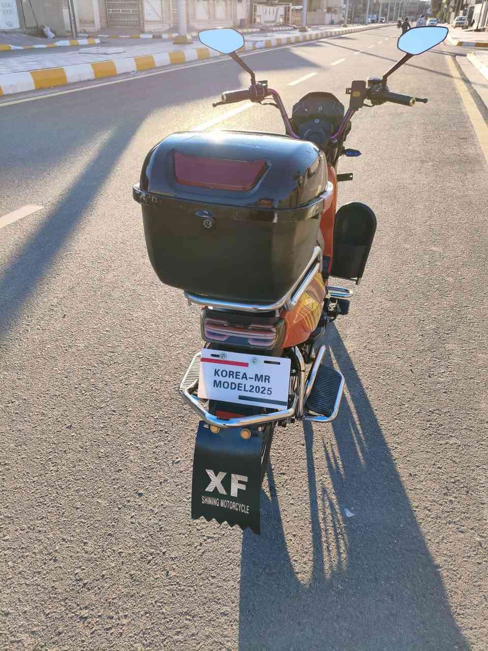 السلام عليكم
دراجه هارلي للبيع الدراجه موديل 25 البطاريات فول عالفحص 6 باتري الدراجه ماناقصها اي شي 
المواصفات 
بصمه تشغيل عن بعد 
تشغيل كارت 
السعر 600بي مجال للطيبين 
للاستفسار على الرقم ***********
