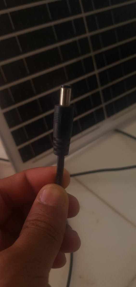🔥✨ مروحة شحن سولاران 15W ✨🔥
🌞 تشتغل على الطاقة الشمسية + الشحن الكهربائي
🔋 بطارية قوية تدوم لفترة ممتازة
⚡ هدوء بالشغل وتبريد قوي
🌀 عدة سرعات للتحكم بالهواء
🏕️ مناسبة للبيت، السفر، والكهرباء الطافية
📦 المواصفات:
🔹 القدرة: 15W
🔹 بطارية داخلية قابلة للشحن 🔋
🔹 تدوم تقريباً من 4 إلى 8 ساعات حسب السرعة ⏳
🔹 حجم مناسب وسهلة الحمل 🚶‍♂️
🔹 شحن AC + سولار ☀️🔌
💯 خيار عملي للصيف والكهرباء الضعيفة 🌡️❄️
السعر 35 
التوصيل داخل الفجر /1الف
نلصريه /3الاف
محافضات/5الاف


**إذا كنت صاحب هذا الإعلان وتريد حذفه لأي سبب، رجاءا أرسل رسالة إلى الدعم الفني**