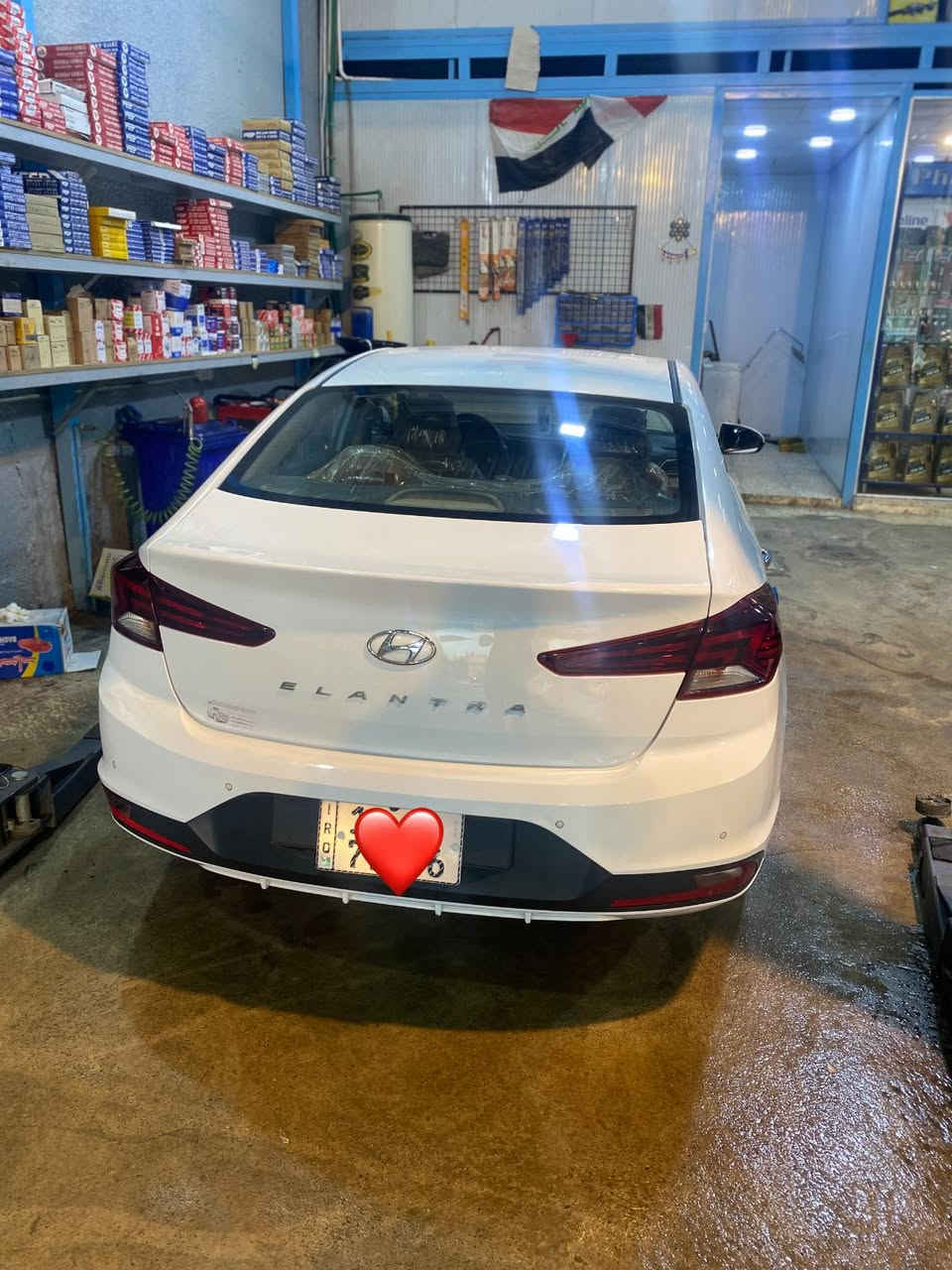 السلام عليكم النترا موديل 2020 فول مواصفات كفالة 
جديدة بسمي رقم بغداد الجديد عنوان بغداد السعر 178 ورقة للستفسار ***********
