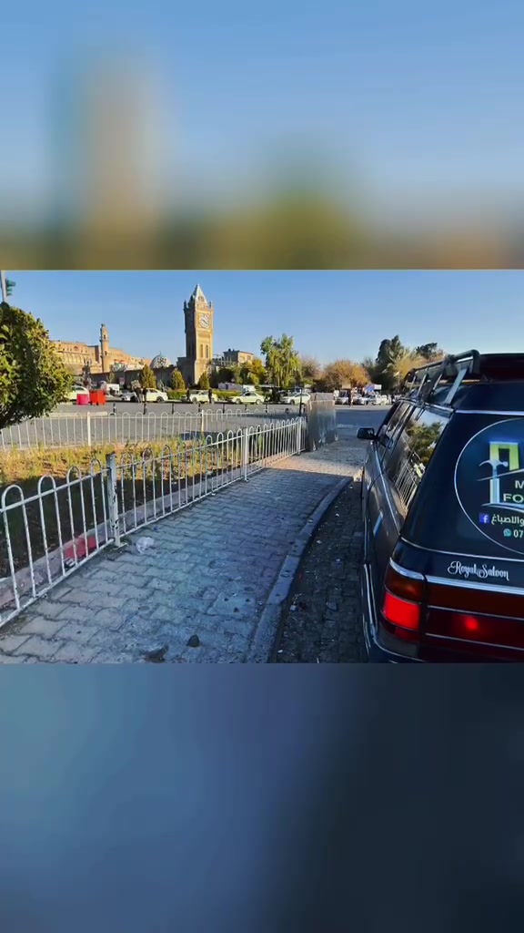 السلام عليكم ورحمة الله وبركاته 🤝
سوبر كراون ارنب استيشن 
ابسمي رقم انكليزي 
شرط التحويل 
موديل 1993
مكينة كير مكفولات خير من الله 
كهربايات بلادية ما ملعوب بيهة 
صدر امامي جديد 
السعر 68 وبيهة مجال بسيط حك الجية 
مكان السيارة صليخ ال600 
رقم الهاتف ***********
