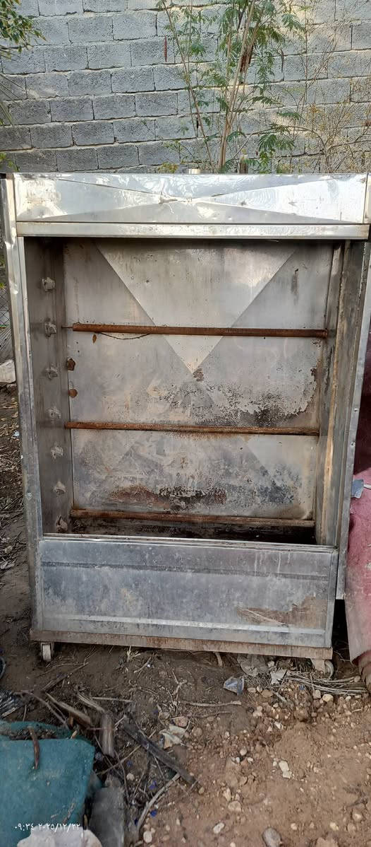 السلام عليكم ورحمه الله
حبايب قلبي شوايات دجاج نظافة 80٪ غراضهن كاملة خلي سعرك باليرضي الله وبيك خير وادلل مكان كربلاء توصيل م عندي ،***********
