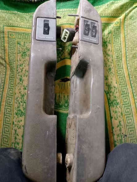 محلات ابو عادل 
لبيع الادوات الاحتياطيه للسيارات الكوريه 
كيا.   بنكو96.    بريجو.    ام عيون.    فونتيرا.     بنكو 3 بغداد كسره عطش 
توجد خدمه توصيل 
***********
